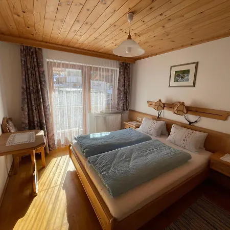 Reinhard Steiner Apartman *
